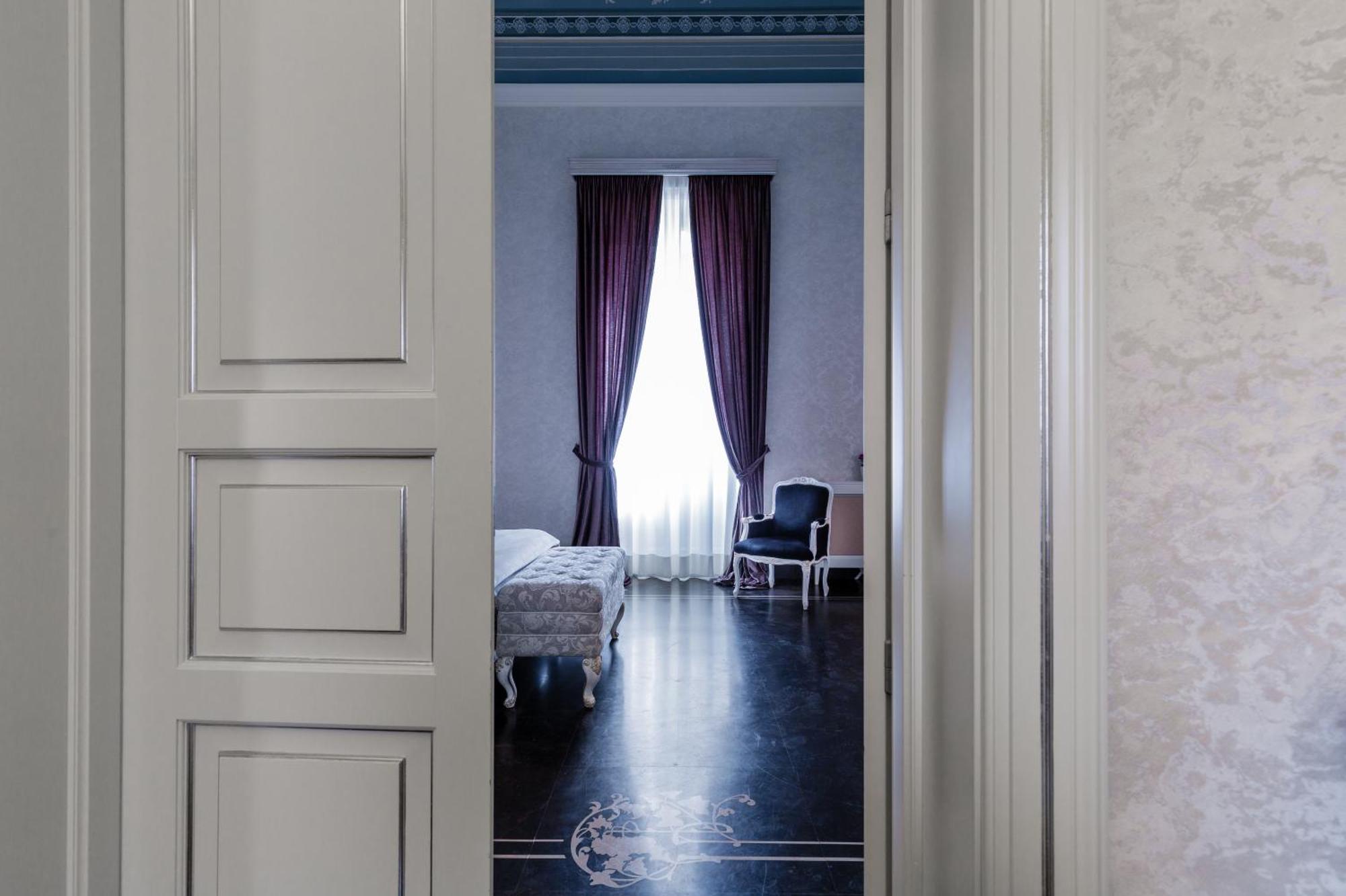 Palazzo Favacchio - Patane Hotel Scicli Bagian luar foto