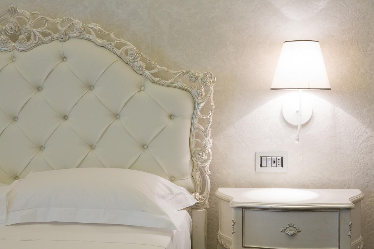 Palazzo Favacchio - Patane Hotel Scicli Bagian luar foto