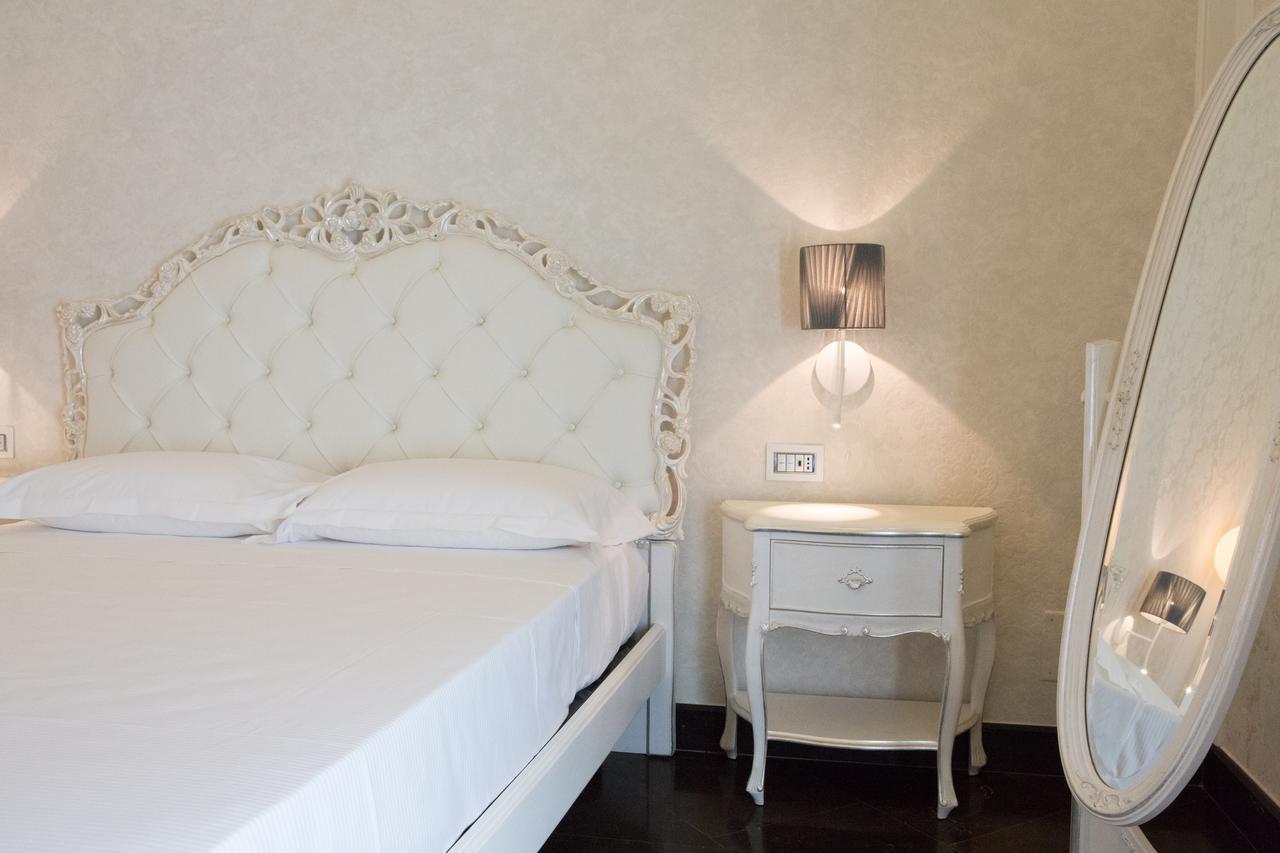 Palazzo Favacchio - Patane Hotel Scicli Bagian luar foto