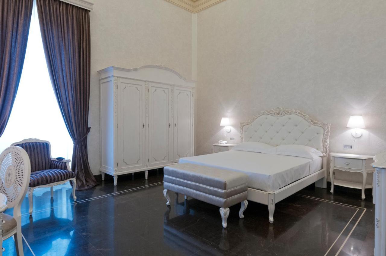 Palazzo Favacchio - Patane Hotel Scicli Bagian luar foto